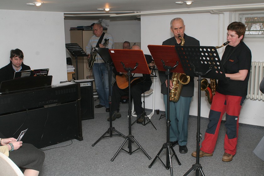 img00015.jpg