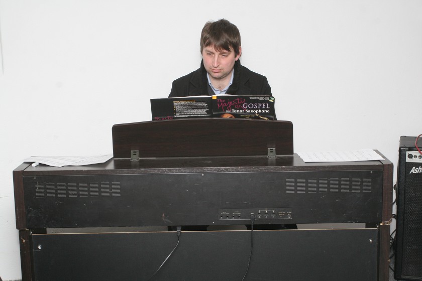 img00017.jpg
